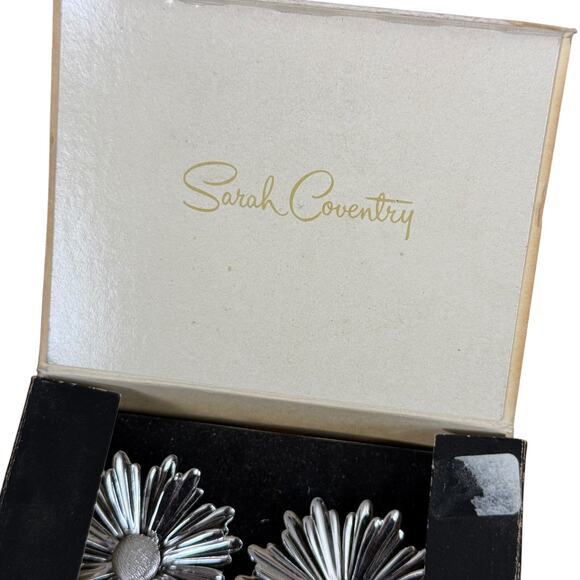 Sarah Coventry 6228 / 7022 / 7228 Lot 3 Piece Earings Broach Silver Tone Clip On - Picture 10 of 11